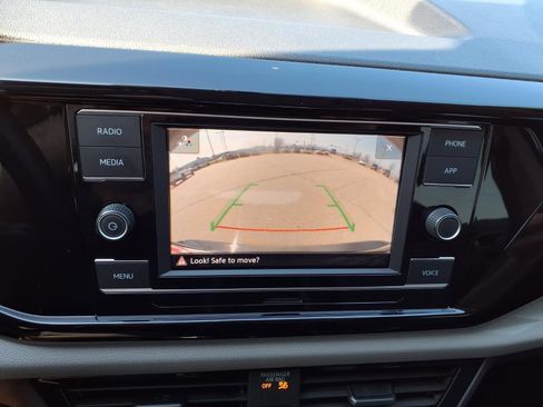 Used 2023 Volkswagen Taos S image 4