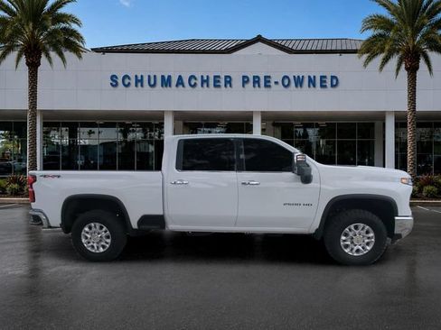 Used 2026 Chevrolet Silverado 2500 LTZ w/ LTZ Convenience Package AWD/4WD image 8