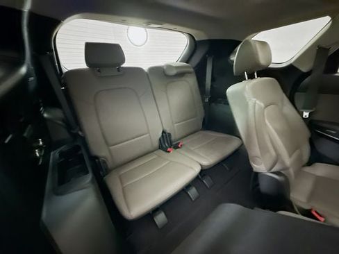 Used 2018 Hyundai Santa Fe Limited FWD image 35