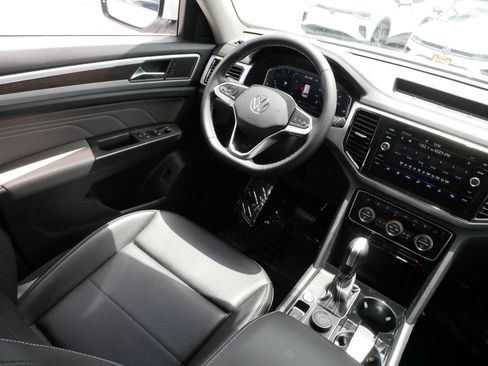 Certified 2023 Volkswagen Atlas SE AWD/4WD image 9