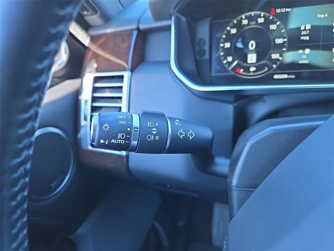 Used 2022 Land Rover Range Rover Westminster Edition image 27