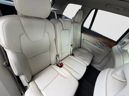 Used 2017 Volvo XC90 T6 Inscription w/ Vision Package image 10