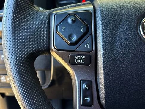 Used 2023 Toyota Tacoma TRD Off-Road image 17