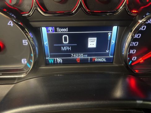 Used 2018 Chevrolet Silverado 1500 LTZ image 23