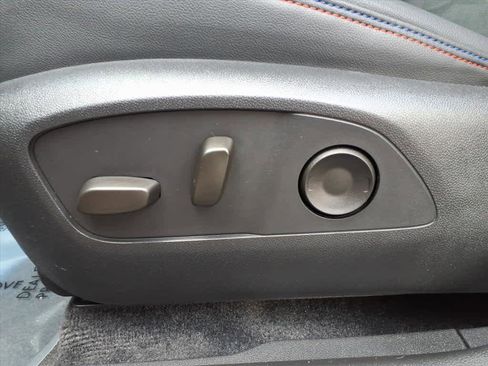 Used 2024 Chevrolet Blazer EV RS image 11