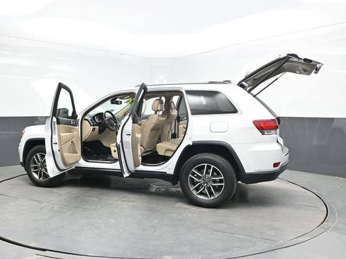 Used 2021 Jeep Grand Cherokee Limited AWD/4WD image 44