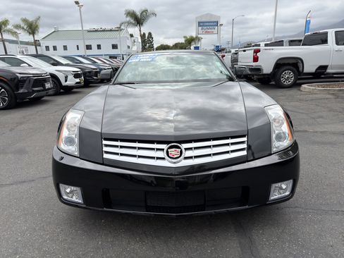 Used 2006 Cadillac XLR RWD image 4
