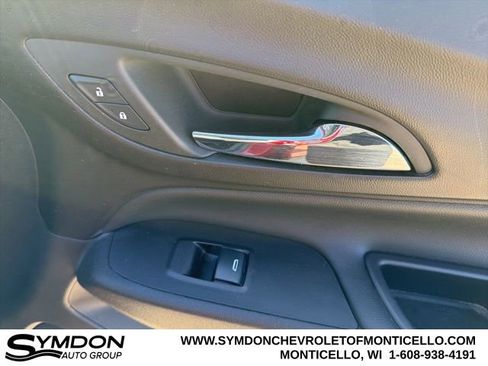 Used 2019 Chevrolet Equinox LT image 25