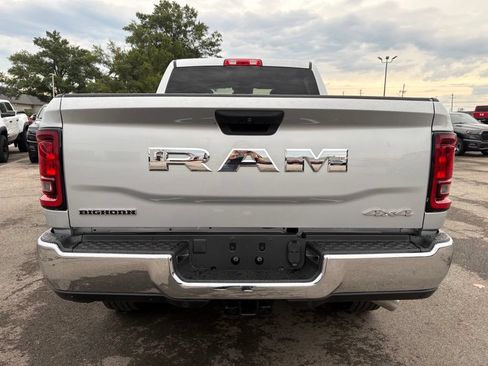 Used 2026 RAM 2500 Big Horn AWD/4WD image 6