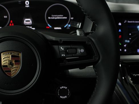 New 2026 Porsche Panamera 4 AWD/4WD image 30