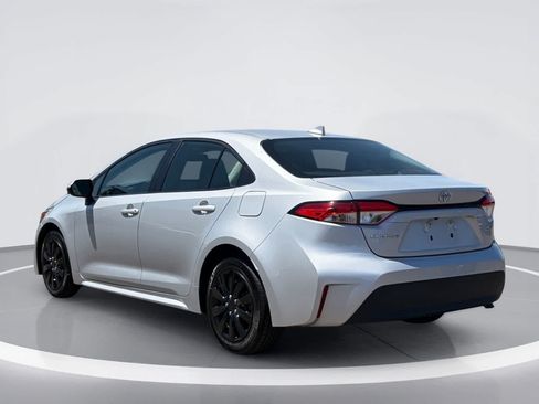 Used 2024 Toyota Corolla LE FWD image 2