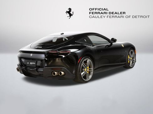 Certified 2022 Ferrari Roma RWD image 8