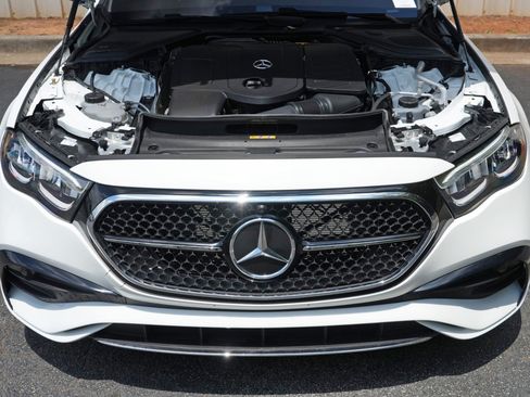 Used 2025 Mercedes-Benz E 350 Sedan w/ Winter Package image 8