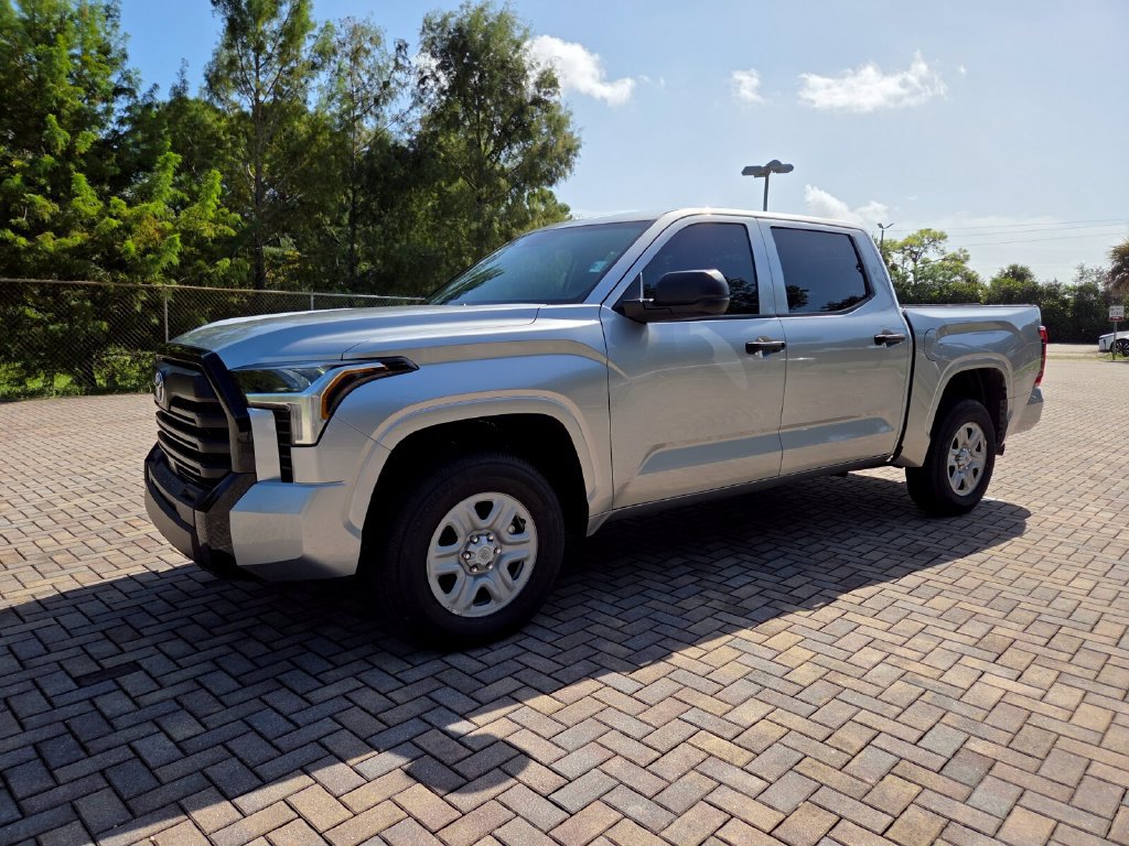 Used 2025 Toyota Tundra SR w/ SR Tow Package AWD/4WD image 3
