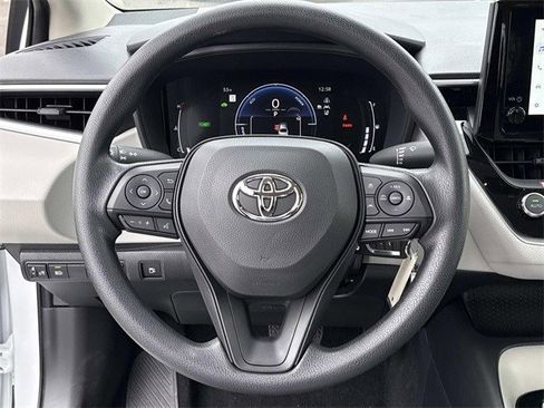 Used 2026 Toyota Corolla LE image 18