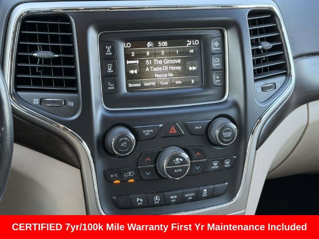 Used 2017 Jeep Grand Cherokee Laredo w/ Quick Order Package 23E AWD/4WD image 13