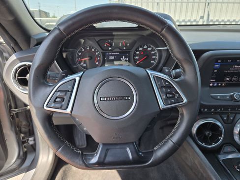 Used 2020 Chevrolet Camaro LT RWD image 15