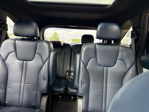 Used 2023 Kia Sorento SX Prestige w/ Panoramic Sunroof Package AWD/4WD image 12
