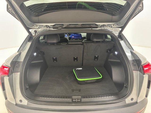 Certified 2024 Chevrolet Blazer EV LT AWD/4WD image 17