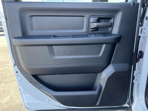 New 2026 RAM 2500 Tradesman image 18