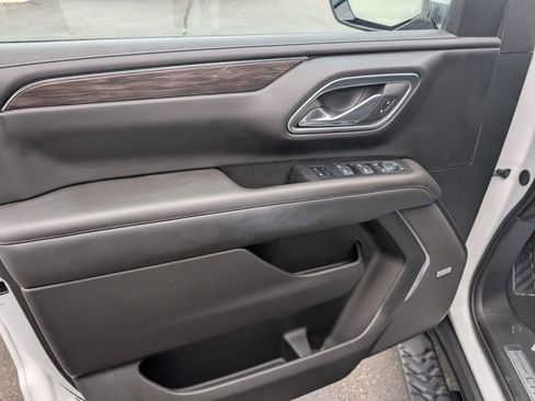 Used 2024 Chevrolet Tahoe Z71 w/ Z71 Off-Road Package image 15