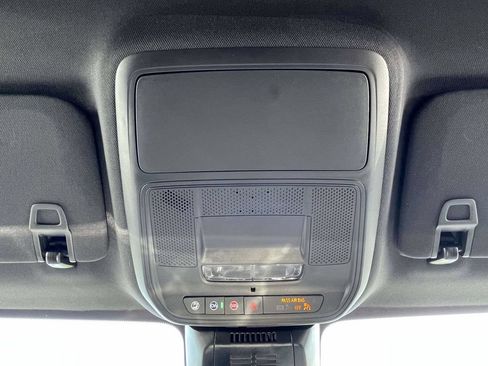 Used 2026 Chevrolet Equinox LT AWD/4WD image 38