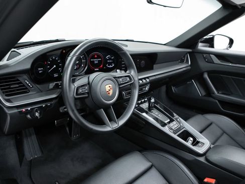 Certified 2024 Porsche 911 Carrera RWD image 4