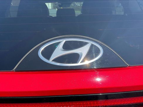 Used 2023 Hyundai Tucson Limited image 23