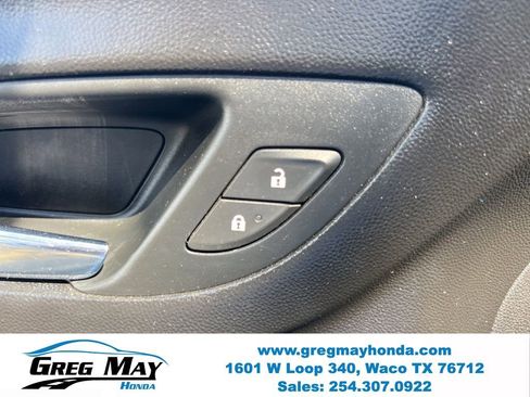 Used 2018 Chevrolet Equinox LT image 24