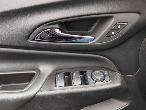 Used 2024 Chevrolet Equinox LT image 22