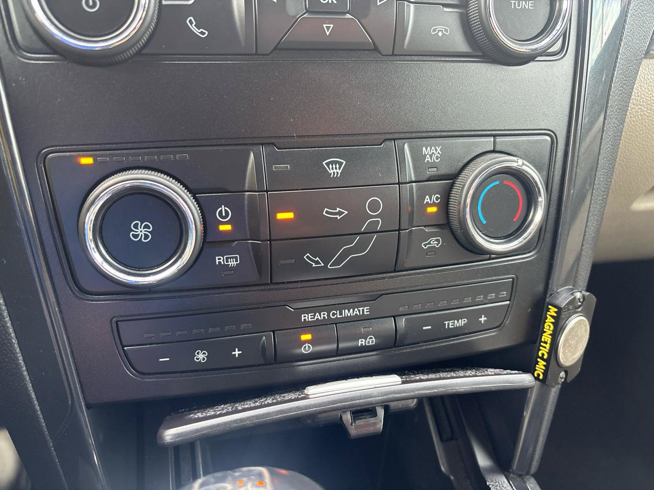 Used 2019 Ford Explorer 4WD image 21