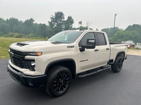 New 2026 Chevrolet Silverado 2500 Custom w/ Custom Convenience Package AWD/4WD image 1