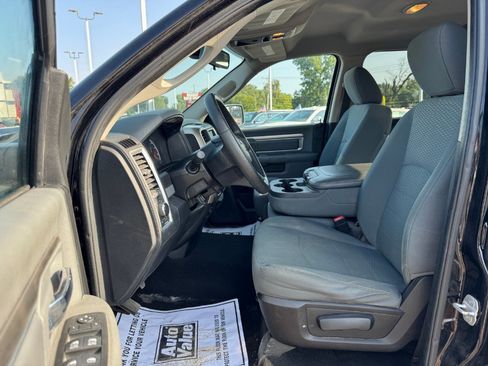 Used 2014 RAM 1500 Classic SLT AWD/4WD image 15