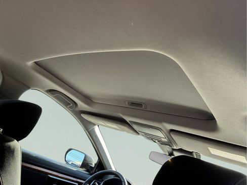 Used 2018 Honda CR-V EX image 13