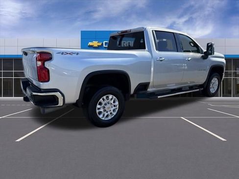 Used 2023 Chevrolet Silverado 3500 LTZ AWD/4WD image 4