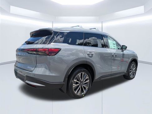 New 2027 INFINITI QX60 Luxe w/ Family Package FWD image 7