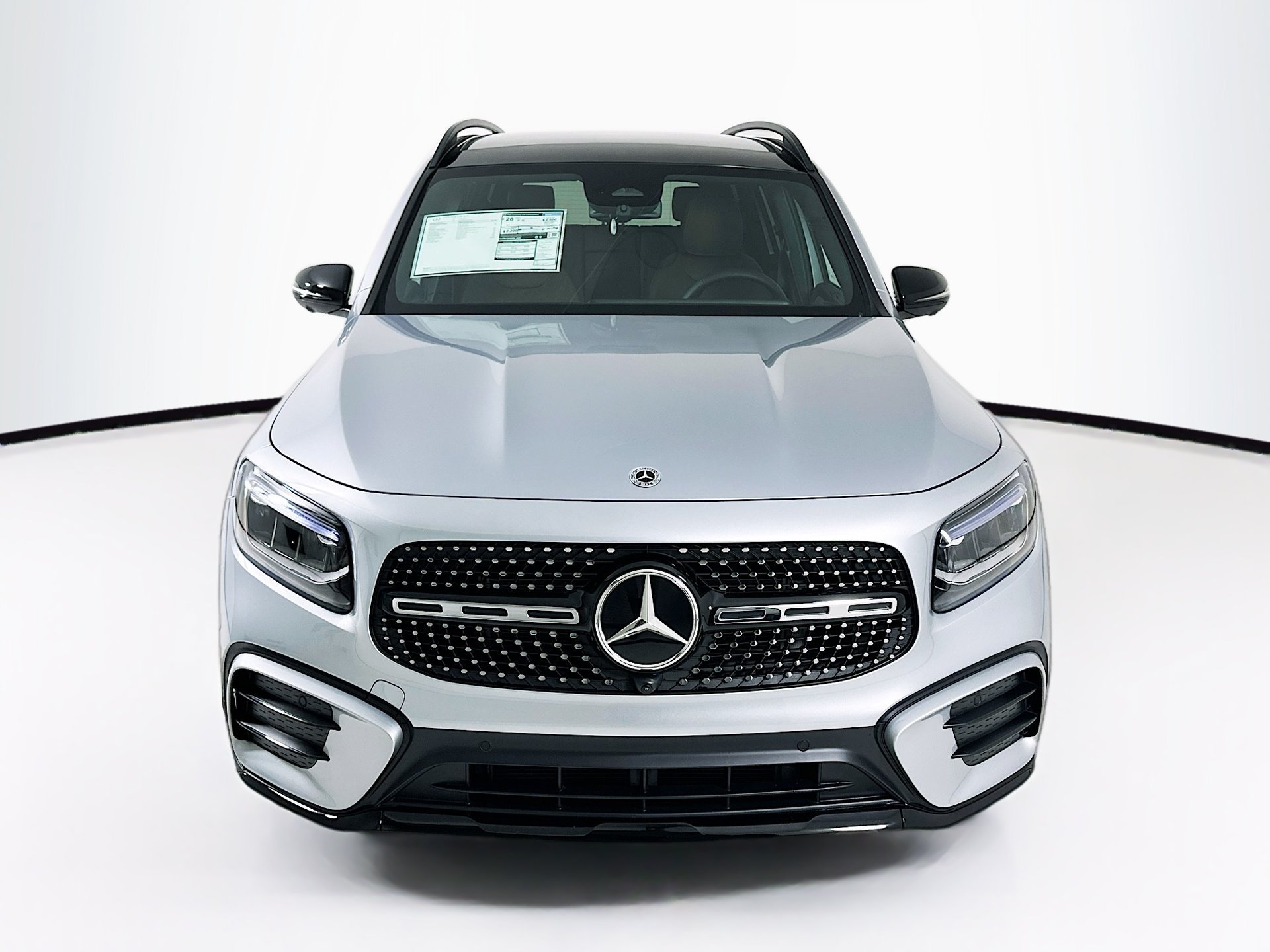 New 2026 Mercedes-Benz GLB 250 image 2
