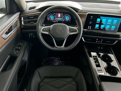 New 2026 Volkswagen Atlas SE image 44