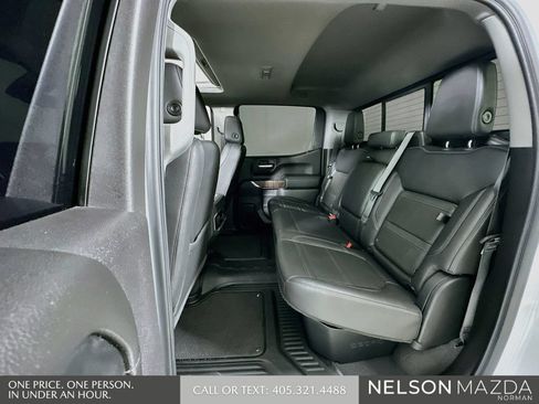 Used 2021 GMC Sierra 1500 Denali w/ Denali Ultimate Package AWD/4WD image 24