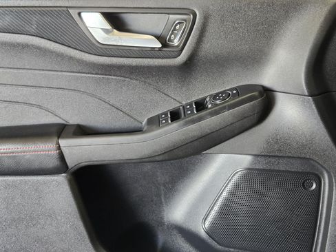 Used 2023 Ford Escape ST-Line w/ Tech Pack #1 FWD image 23