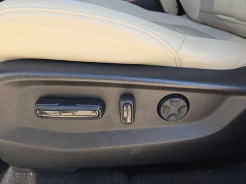 Used 2021 Honda CR-V Touring image 16