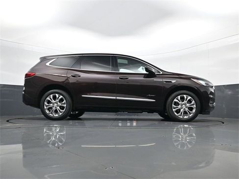 Used 2020 Buick Enclave Avenir w/ Avenir Technology Package image 25