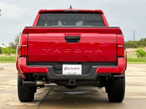 Used 2026 Toyota Tacoma TRD Sport image 8