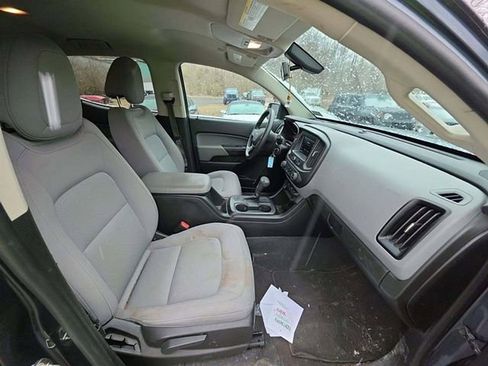 Used 2020 Chevrolet Colorado W/T w/ WT Convenience Package image 11