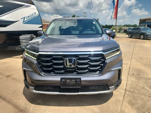 Used 2025 Honda Pilot EX-L image 2