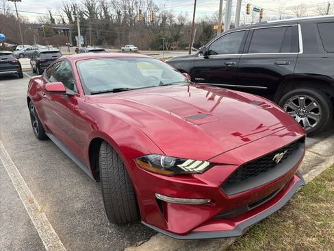 Used 2018 Ford Mustang Coupe image 7