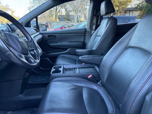 Used 2023 Honda Odyssey Sport image 10