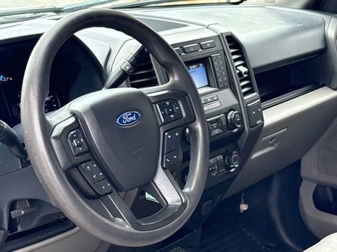 Used 2022 Ford F250 XL w/ Power Equipment Group AWD/4WD image 18