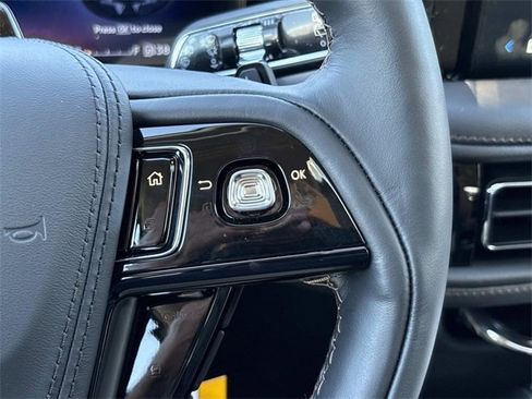 New 2026 Lincoln Aviator Reserve image 28