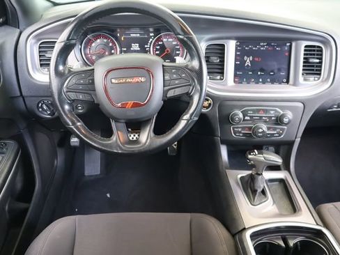 Used 2019 Dodge Charger Scat Pack RWD image 18